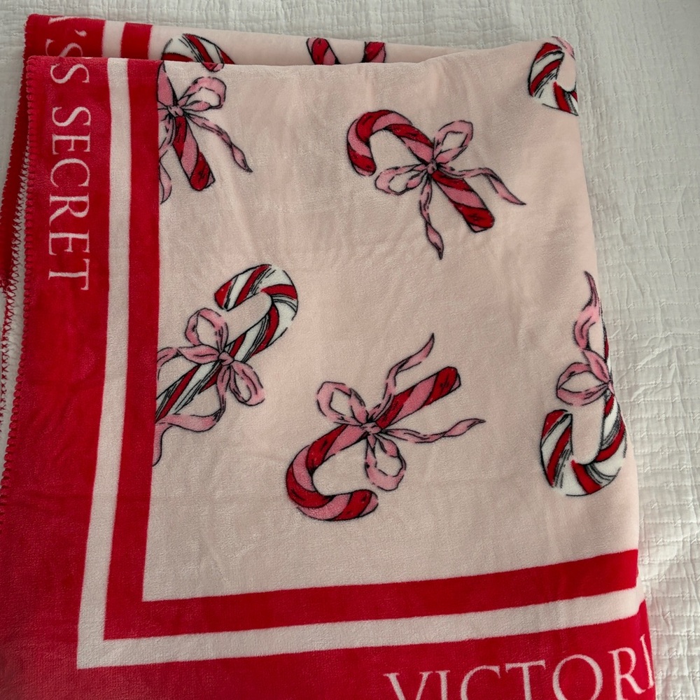 Victoria's Secret Festive Red and White Fuzzy Soft Blanket